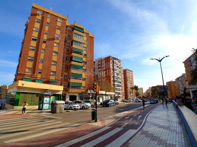 Foto 9ea1bfb1-cc33-4b1e-9a09-47e034a1d117. Pis a calle miramargaritas 2 a Parque Victoria Eugenia Málaga