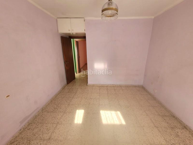 Foto aff3f439-9b17-46d9-9247-d4c91592ef5d. Pis a calle miramargaritas 2 a Parque Victoria Eugenia Málaga