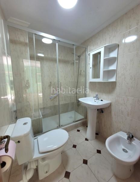 Foto b3b82751-9276-46ab-bae8-80cb9071ceb2. Pis a calle miramargaritas 2 a Parque Victoria Eugenia Málaga