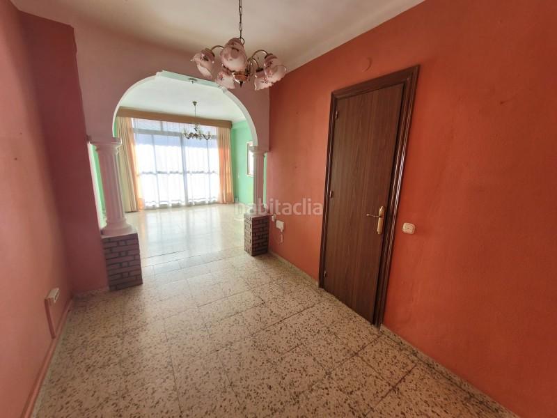 Foto f3a97394-4ad4-4e79-893b-a1ef4ff21dd0. Pis a calle miramargaritas 2 a Parque Victoria Eugenia Málaga