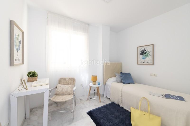 Foto 0380e4ef-b990-4423-a208-18672f5b79b7. Dúplex a calle perdices a Torreblanca del Sol Fuengirola