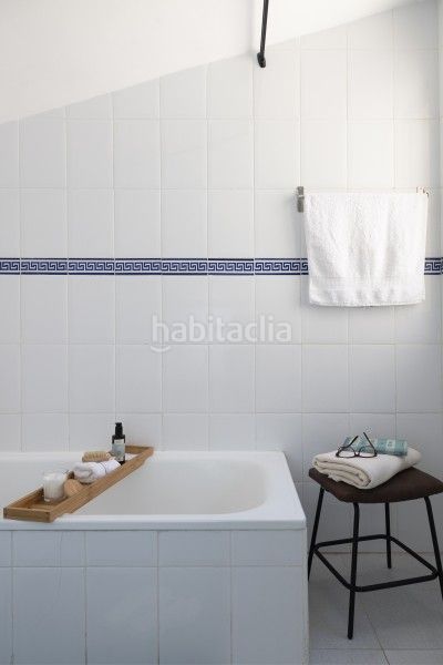 Foto 2e0eee42-3d7a-4f5c-8308-859dbd0c8860. Dúplex a calle perdices 4 a Torreblanca del Sol Fuengirola