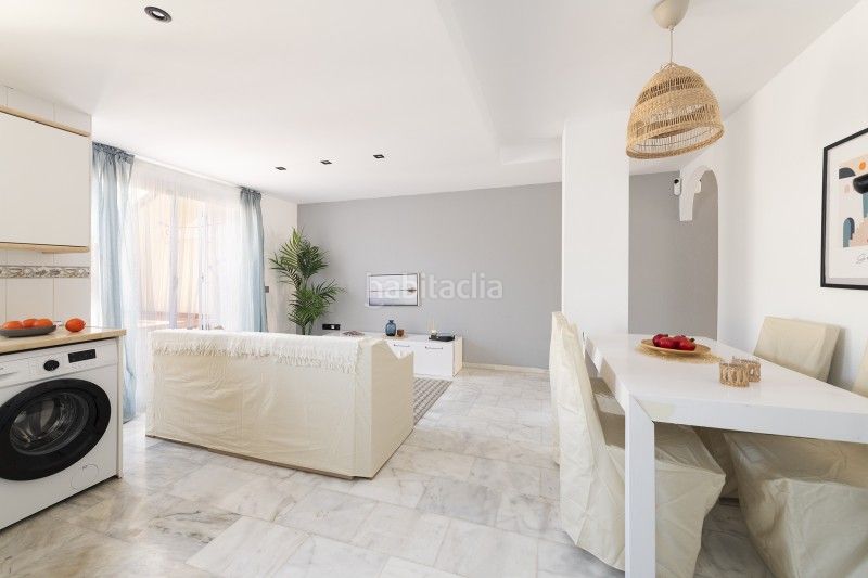 Foto 51a39b99-eb2e-47ae-8888-8b2ae7d5bb3f. Dúplex a calle perdices 4 a Torreblanca del Sol Fuengirola