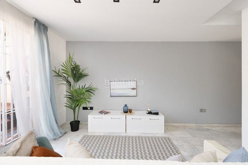 Foto 67fa4f8f-146e-4a56-921e-5c0beda55925. Dúplex a calle perdices 4 a Torreblanca del Sol Fuengirola