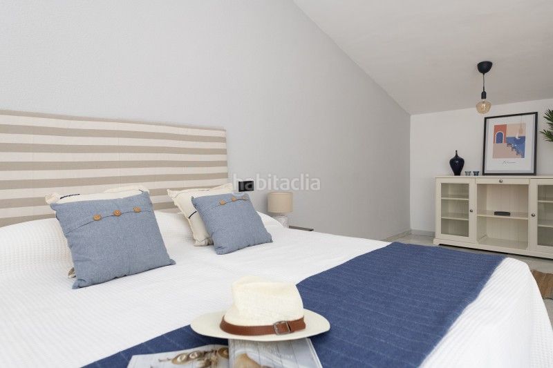 Foto fe4b06df-212d-4948-b1f4-d339c255219f. Dúplex a calle perdices 4 a Torreblanca del Sol Fuengirola