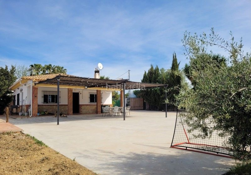 Foto 4271c4bc-cd72-4e01-8c1a-305d8fdc235a. Casa amb calefacció aparcament piscina a Casalpalma - Fahala Cártama