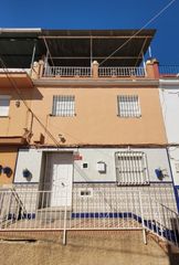 Casa in Calle san lucas 8. Casa en venta en centro histórico de vélez málaga vélezmálaga, m