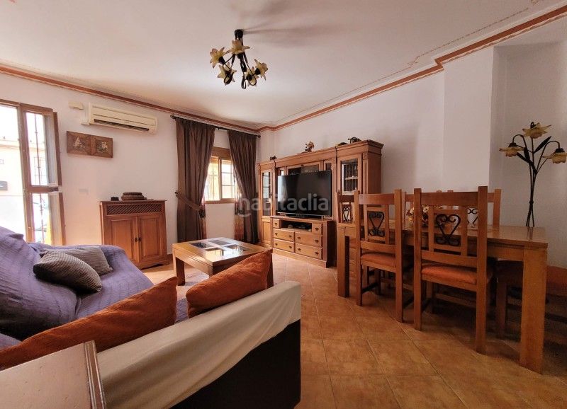 Foto e3526be5-618b-4410-85a6-831766f4d5fc. Casa a calle manuel laguna 25 a Mangas Verdes - Las Flores - Parque del Sur Málaga