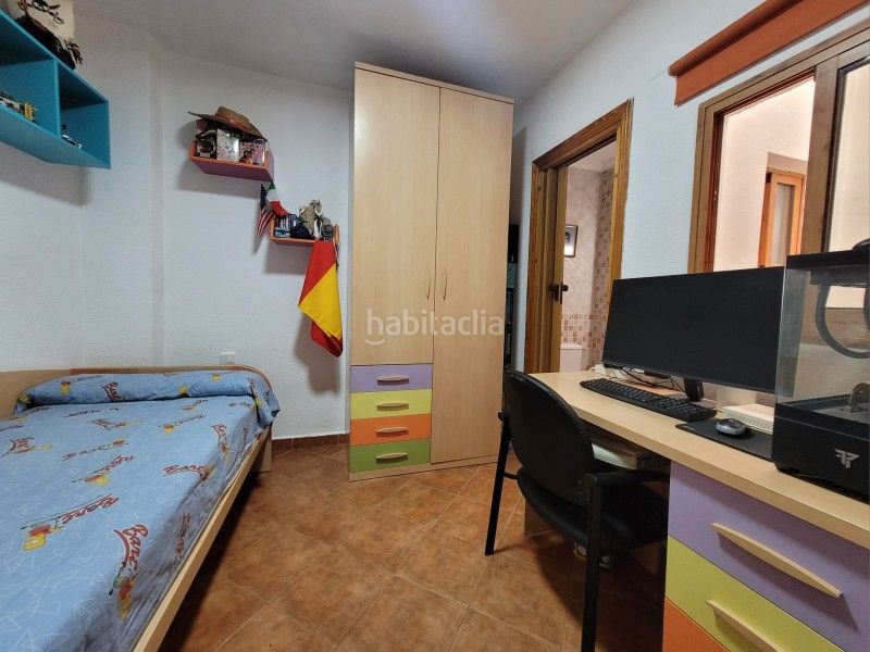 Foto f72b71fa-9866-4963-9d90-20aa308cd8ea. Casa a calle manuel laguna 25 a Mangas Verdes - Las Flores - Parque del Sur Málaga
