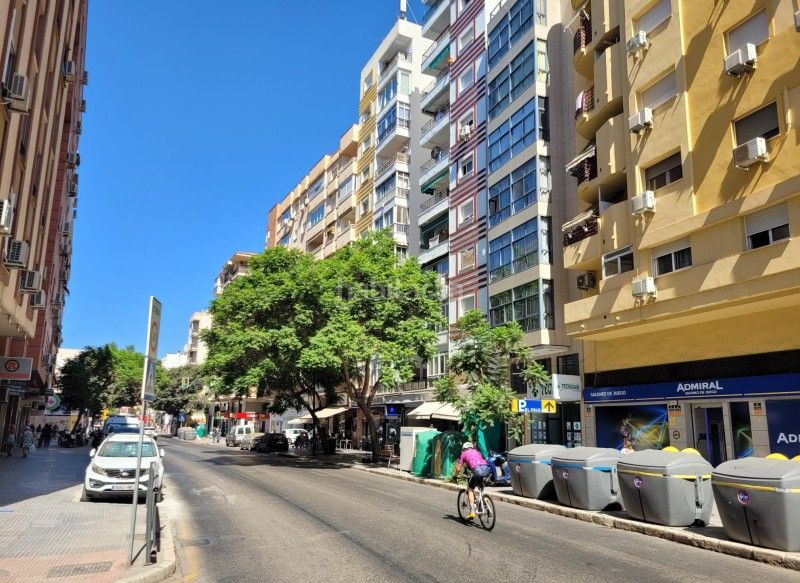 Foto 0dbe700d-e167-497d-92a3-abbbc227caaf. Pis a calle aguilar y cano 5 a El Palo Málaga