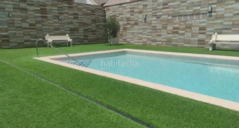 Foto 1b810b7b-c2d0-496d-acdd-db49f281319e. Alquiler apartamento dúplex en playa en Playa de Gandía Gandia