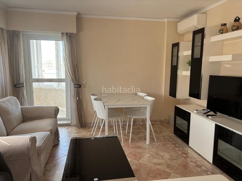 Foto 7264d4f9-726f-4f90-ad99-ffecbb5a66a8. Alquiler apartamento alquiler de temporal hasta enero en la playa en Gandia