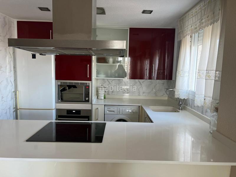 Foto c93b0d82-d62b-42c3-8629-97c1a0d389cc. Miete appartement mit parking pool in Playa de Gandía Gandia