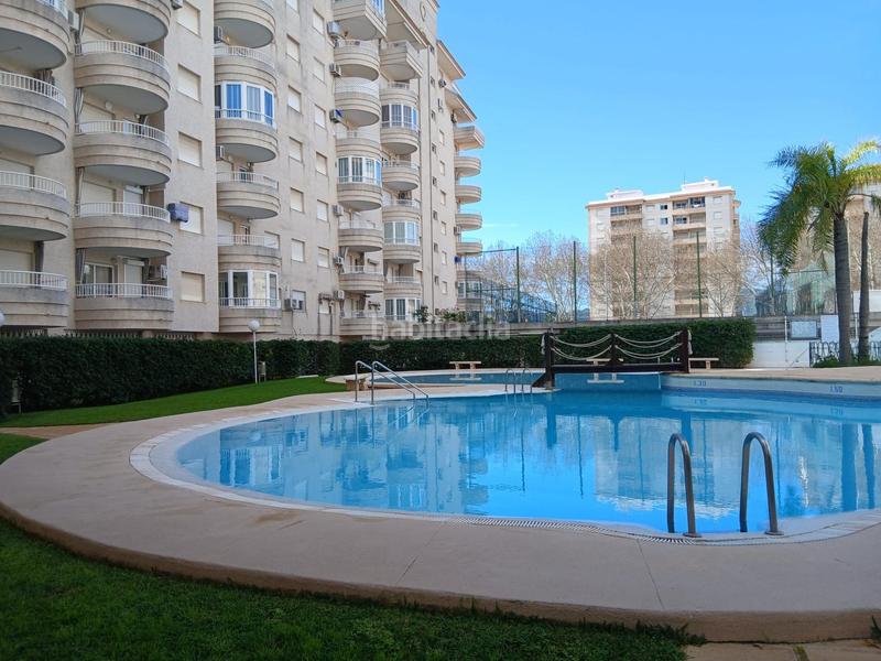 Foto be3a7587-6d7b-4856-b78b-dd65cfd07c55. Rent apartment with parking pool in Playa de Gandía Gandia