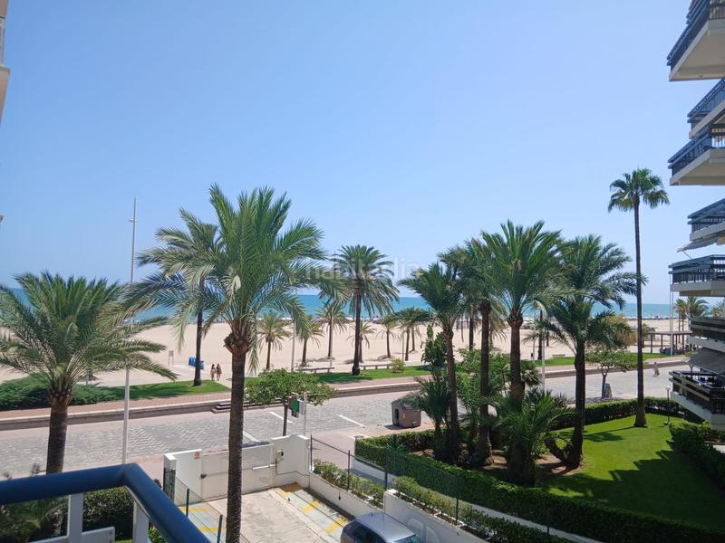 Foto 0b23e97e-e251-4df5-af19-a3d574082ee3. Apartamento oportunidad en primera línea de playa en gandía! en Gandia