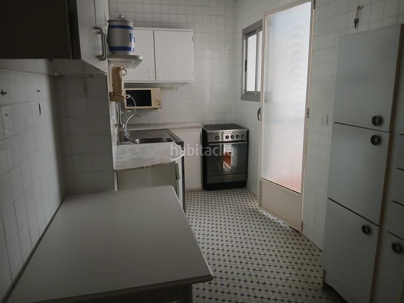 Foto 0b3f0aeb-69e7-4023-ae3d-226d980acd2b. Apartamento oportunidad en primera línea de playa en gandía! en Gandia