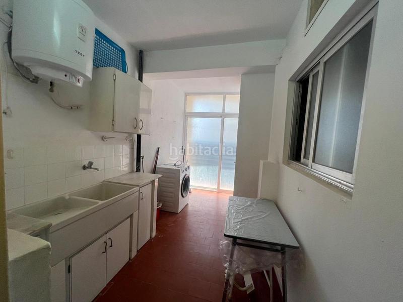 Foto 1b2f9c6b-0aa8-4f17-90cc-7e543e09cd7a. Apartamento oportunidad en primera línea de playa en gandía! en Gandia