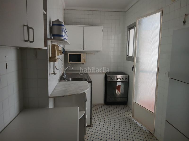 Foto b876508b-3770-4081-b806-e374d098803f. Apartamento oportunidad en primera línea de playa en gandía! en Gandia