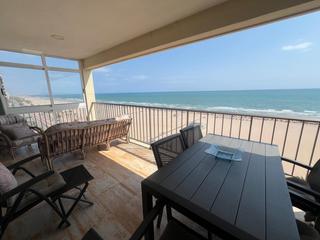 Location Appartement à Playa de Gandía. Exclusivo apartamento en primera línea de playa con vistas al ma