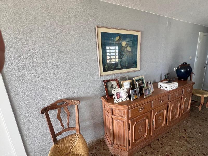 Foto 3efdaf3b-218c-48a2-85ab-e75c03e7b2b5. Alquiler apartamento exclusivo apartamento en primera línea de playa con vistas al mar. en Gandia