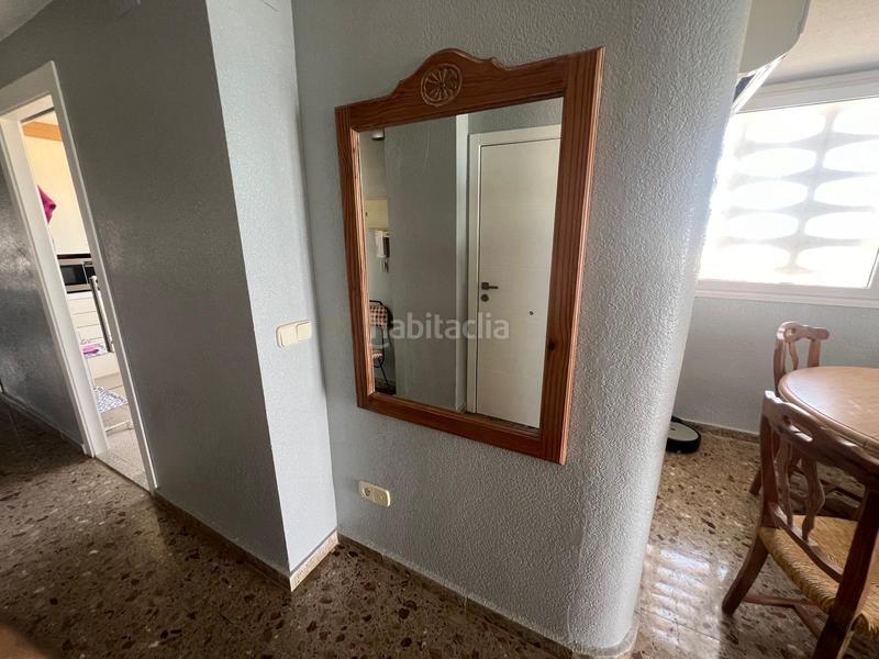 Foto 6765b9d6-703e-4fa6-87f3-860bfbe82630. Alquiler apartamento exclusivo apartamento en primera línea de playa con vistas al mar. en Gandia