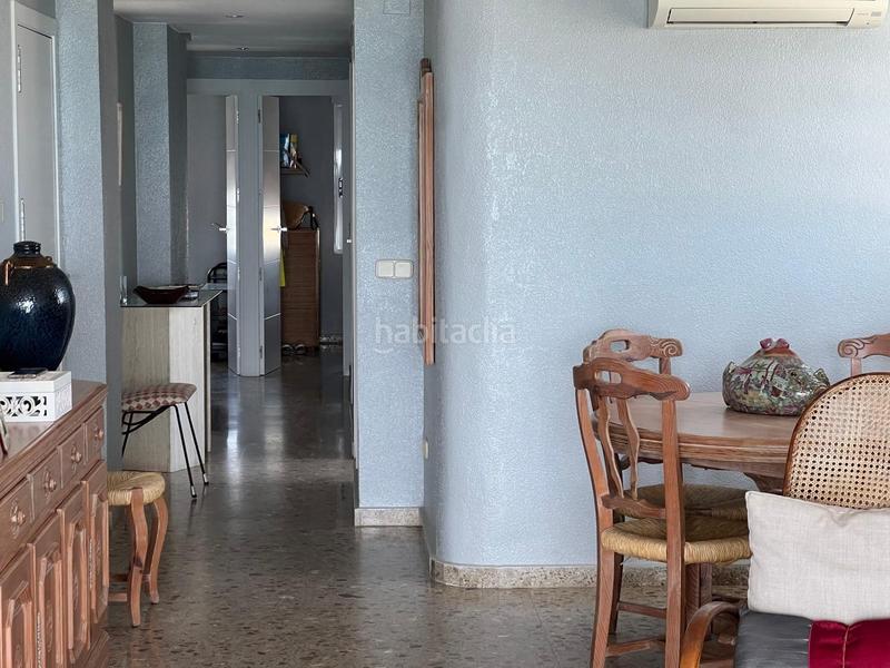 Foto e2aa63b2-5272-4838-bb73-445f1a4aad8e. Alquiler apartamento exclusivo apartamento en primera línea de playa con vistas al mar. en Gandia