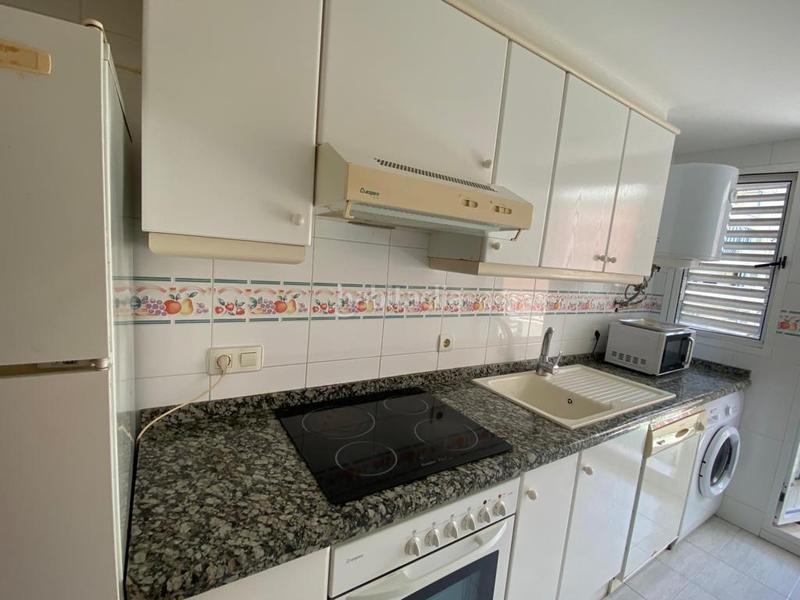 Foto 30818e38-6891-4092-884a-cfeb472fc41e. Alquiler apartamento alquiler de temporada en la playa en Gandia