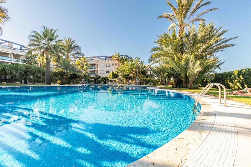 Foto eb8f86d4-dc00-4987-a638-d8e8a3836454. Apartament amb aparcament piscina a Xeraco