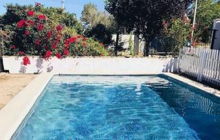 Masia a Plaza Elíptica - República Argentina. Chalet con terreno y piscina propia en marchuquera