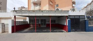 Geschäftsraum in Playa de Gandía. Local comercioal de 80m con terraza en la playa de gandia zona p