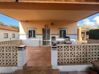 Chalet in Urbanizaciones