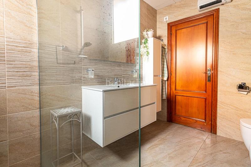 Foto 114b9c0b-c279-487d-8382-471f50bc9fd7. Edifici a Font d´en Carròs (la)