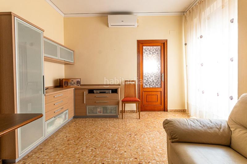 Foto 433cd022-985c-4a93-ab14-d69fcf521d93. Edifici a Font d´en Carròs (la)