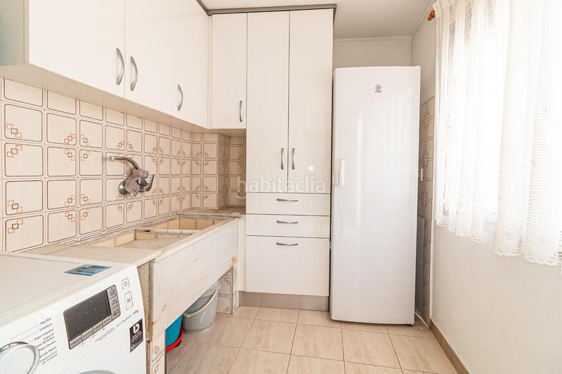 Foto bcc9169c-610a-422c-9fae-7d52d5a5c75a. Edifici a Font d´en Carròs (la)