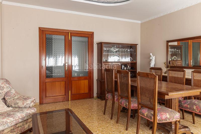 Foto bfcd7ac6-d5d1-4ced-89ee-51e42e76de84. Edifici a Font d´en Carròs (la)