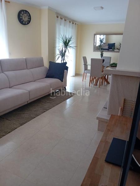 Foto 2ff7c58f-c7ae-4b49-a951-4e2743f59d26. Maison jumelée avec parking piscine dans Palma de Gandía