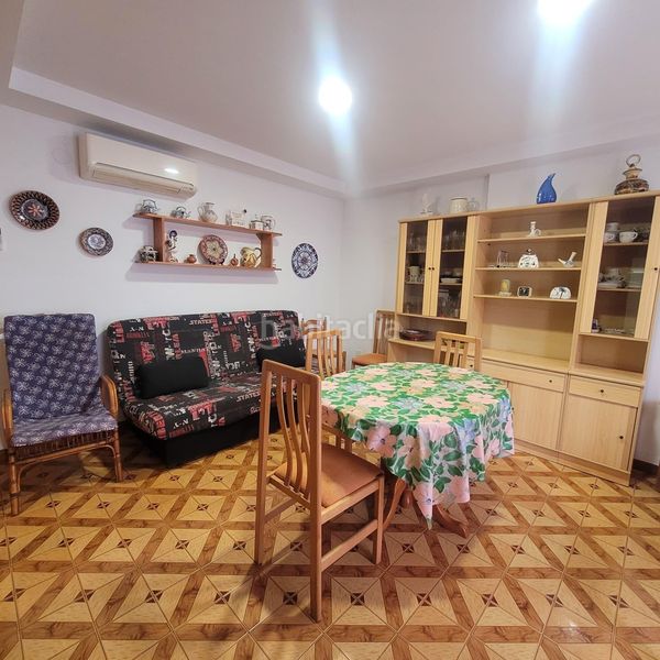 Foto 420d90c2-b6e5-4edc-b319-09dacbb1bbcf. Planta baixa a Miramar