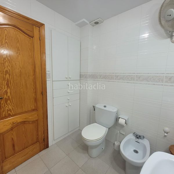 Foto 8310f030-457d-4d0e-81ec-42cb41ee95a6. Planta baixa a Miramar