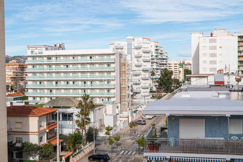 Foto f5f535b6-1b87-4536-a884-13458965f101. Àtic amb aparcament piscina a Playa de Gandía Gandia