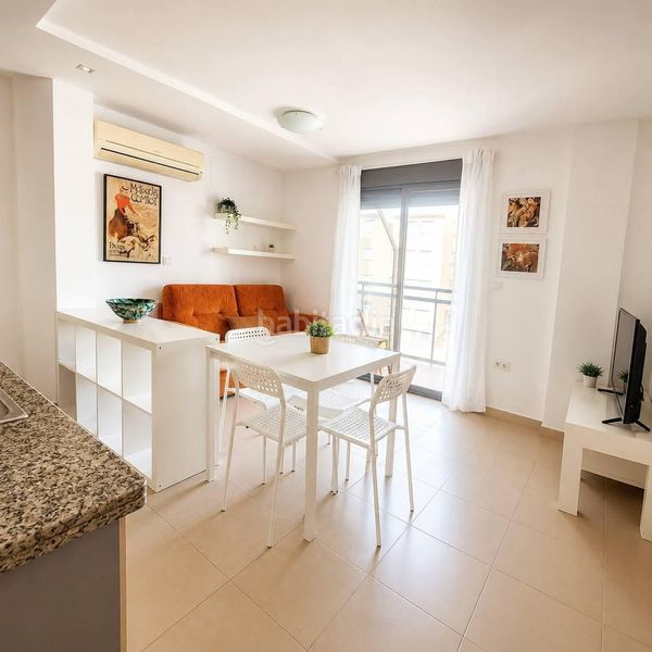 Foto a2ad7489-21b5-4f75-a807-fd6144d94888. Apartament amb piscina a Bellreguard