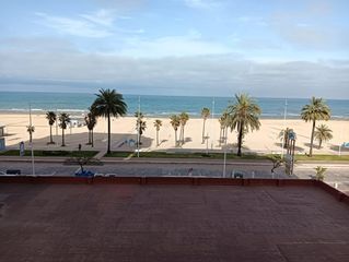 Location Appartement à Playa de Gandía. Alquiler de temporada en primera línea de la playa de gandía  re