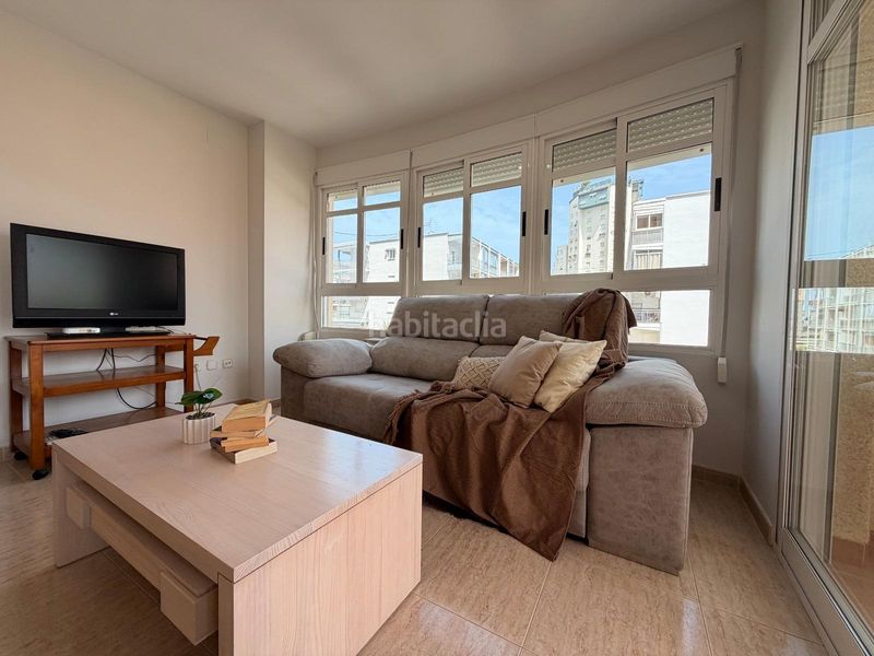 Foto 73d7f21f-51cb-4842-87f3-f9df0e76e189. Apartament amb aparcament piscina a Playa de Gandía Gandia