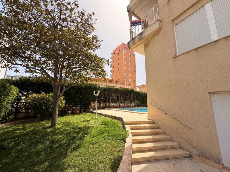 Foto 8df45e18-b10f-45c6-8555-35e33a6b9b66. Apartament amb aparcament piscina a Playa de Gandía Gandia