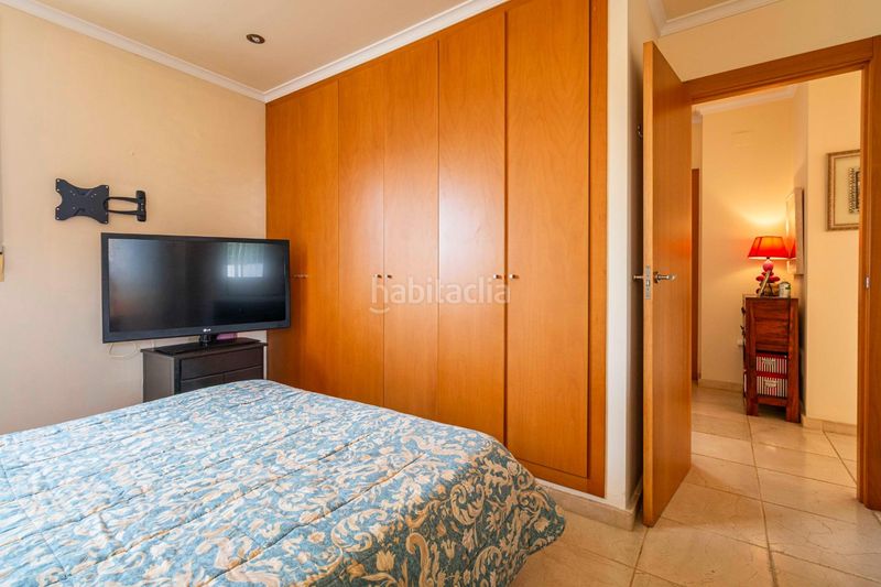Foto 0c0233be-9917-44ea-9066-cdd7f7df51fd. Casa amb aparcament a Urbanizaciones Gandia
