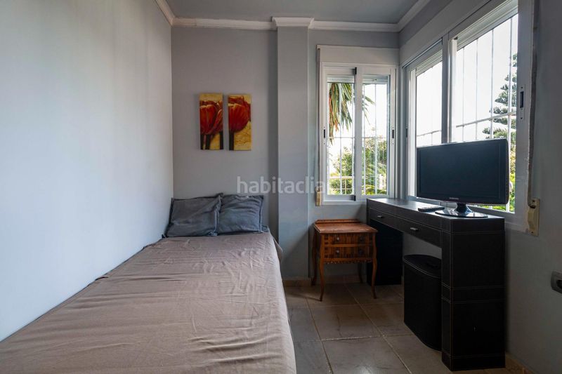 Foto b95938bb-4cca-44ed-a261-1e95d33e7ca7. Casa amb aparcament a Urbanizaciones Gandia