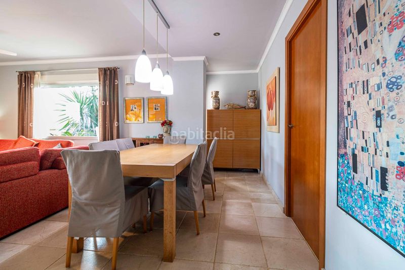 Foto cb1f6a18-50b5-4136-9762-404054619f07. Casa amb aparcament a Urbanizaciones Gandia