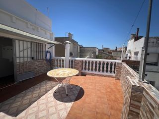 Rent Flat in Font d´en Carròs (la). Piso en alquiler anual con amplia terraza en la font den carros