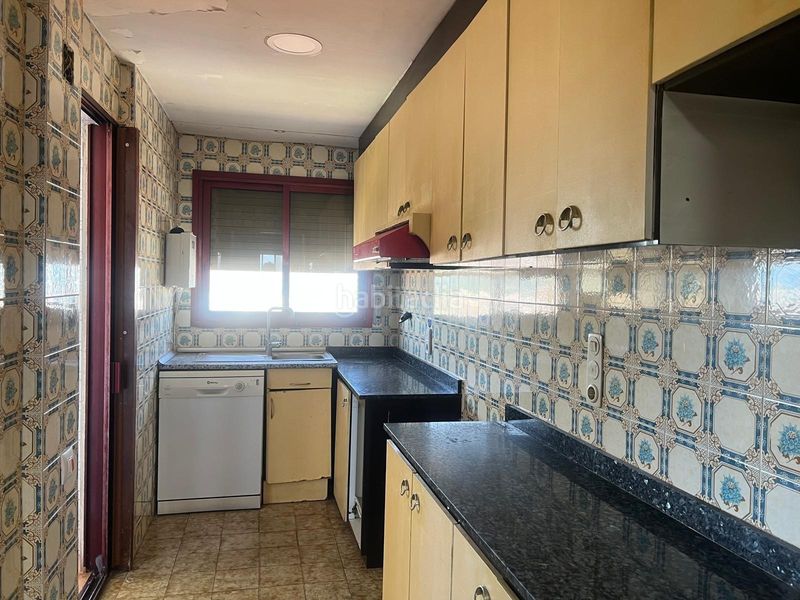 Foto c2aaf71b-7f7e-4943-a4f2-8acd2e2ab069. Apartament amb aparcament piscina a Playa de Gandía Gandia