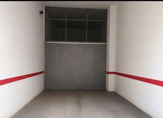 Parking coche en Beniopa - Sant Pere. Plaza de garaje en venta junto al antiguo hospital de gandía  co