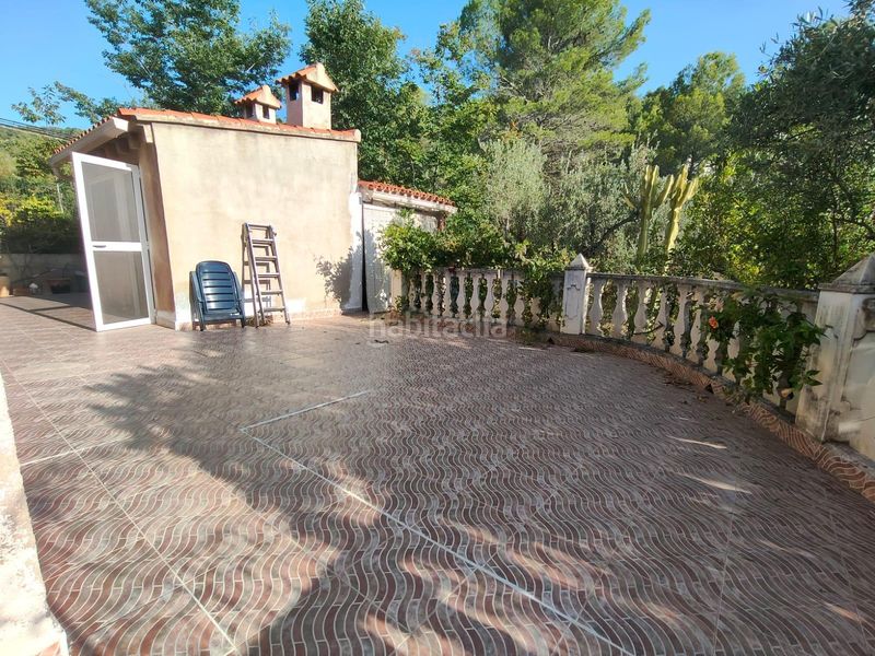 Foto a5b9b8fa-04b1-4c54-b47e-26a7e3e96b88. Casa amb aparcament piscina a Vilallonga / Villalonga